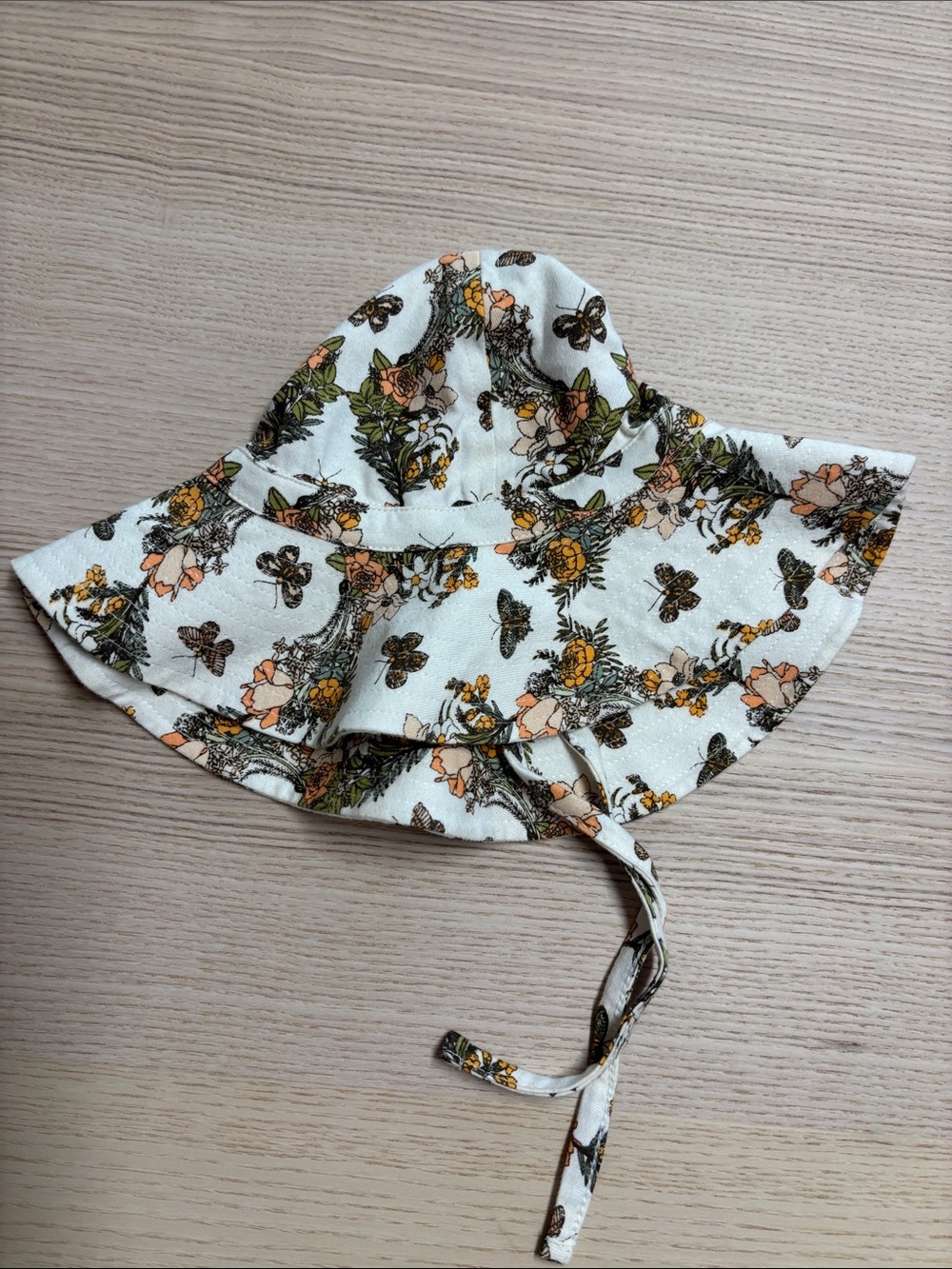 kate quinn Cream Floral Sun Hat with Green and Peach Print
